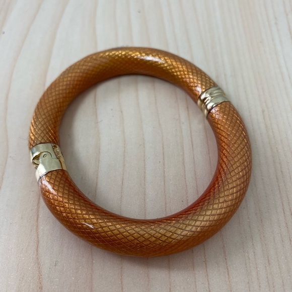 Vintage. Erwin Pearl Snakeskin Bangle Bracelet. Red. - Picture 5 of 6